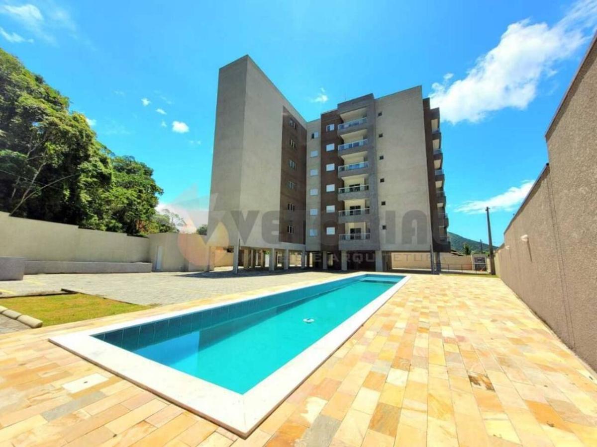 Apartamento à venda com 2 quartos, 68m² - Foto 1