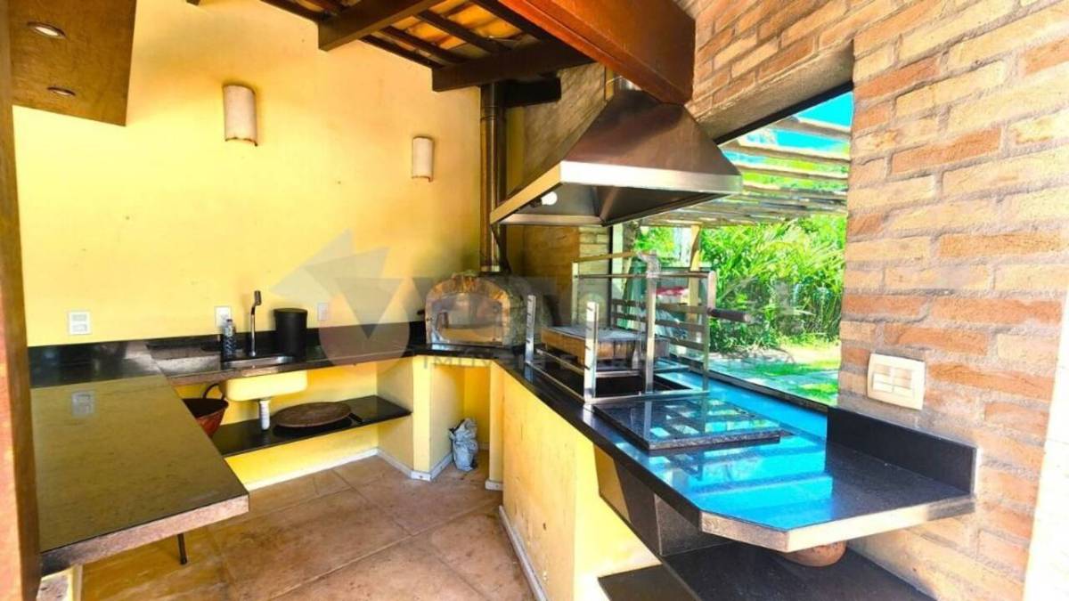 Casa à venda com 5 quartos, 264m² - Foto 5