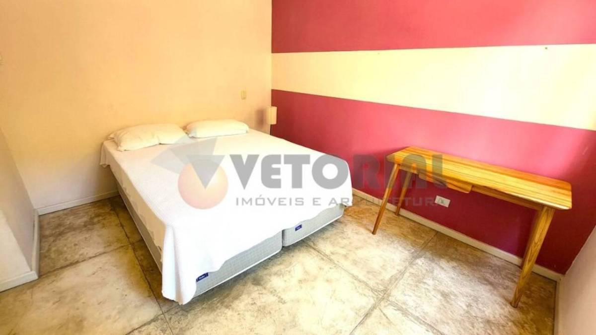 Casa à venda com 5 quartos, 264m² - Foto 12