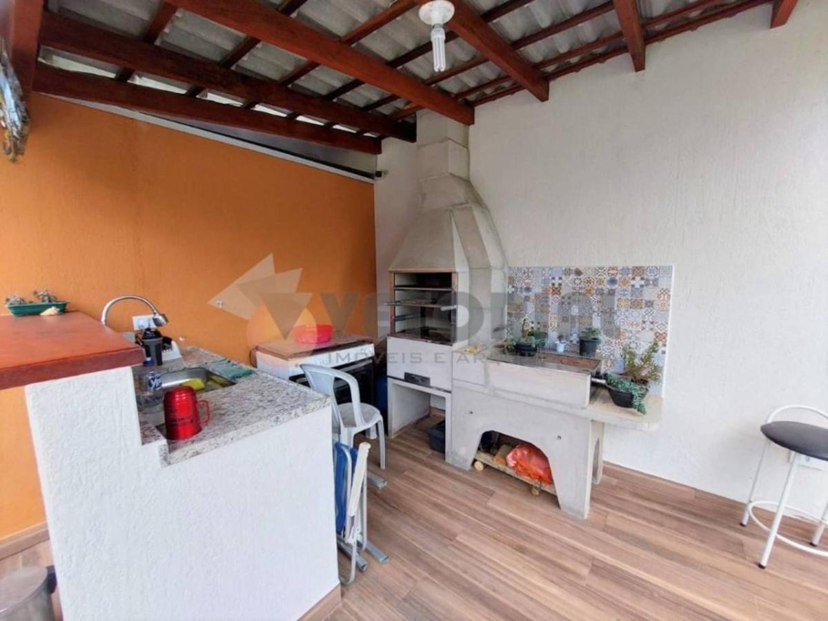 Casa à venda com 3 quartos, 180m² - Foto 28